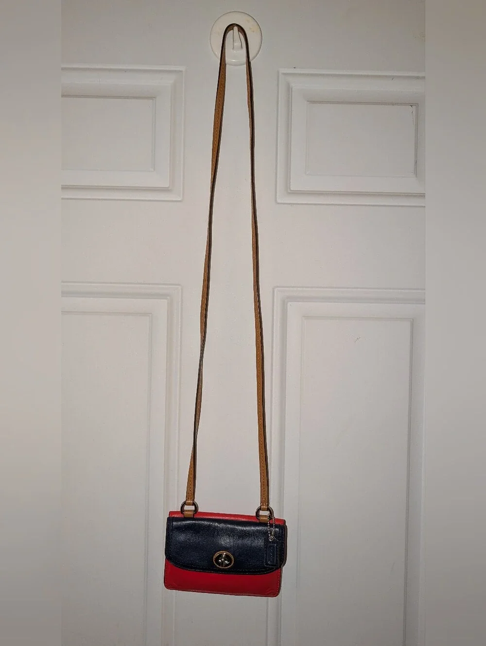 COACH Park Dylan Color Block leather Swingpack Crossbody Bag Wallet Blue Red GUC